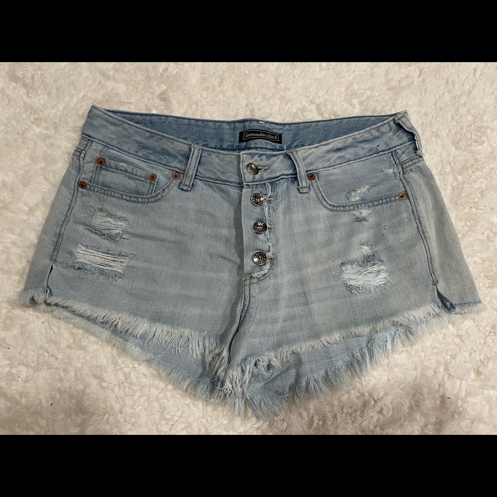 Abercrombie & Fitch Low Rise Relaxed Shorts
